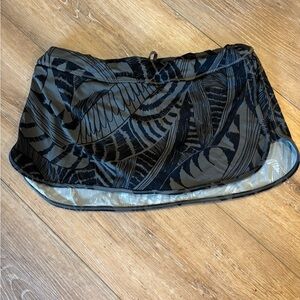 Athleta Black and Gray Patterned Swim Skirt